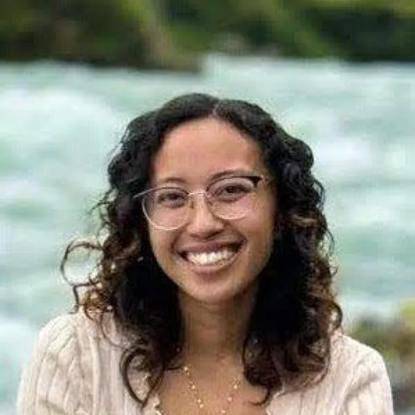 Gabbie Cruz